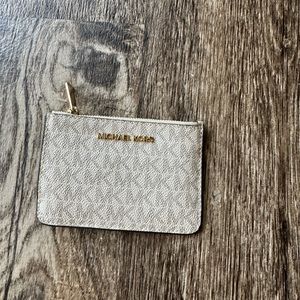 • MK wallet